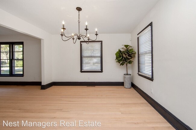 Building Photo - 3 br, 2 bath House - 315 Parkview Ave