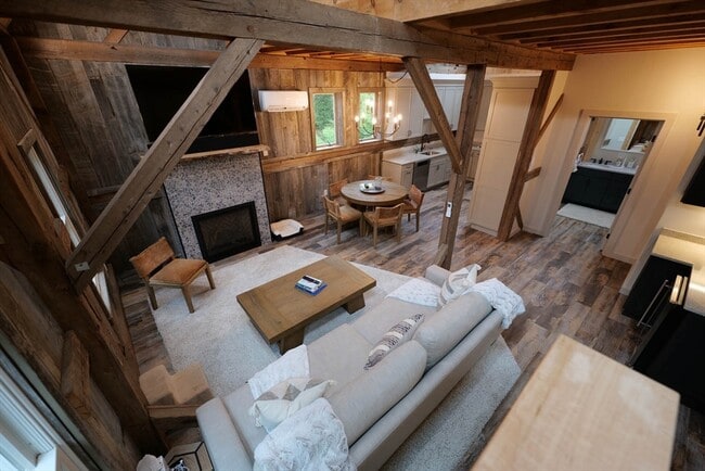 Building Photo - 23 Winter St