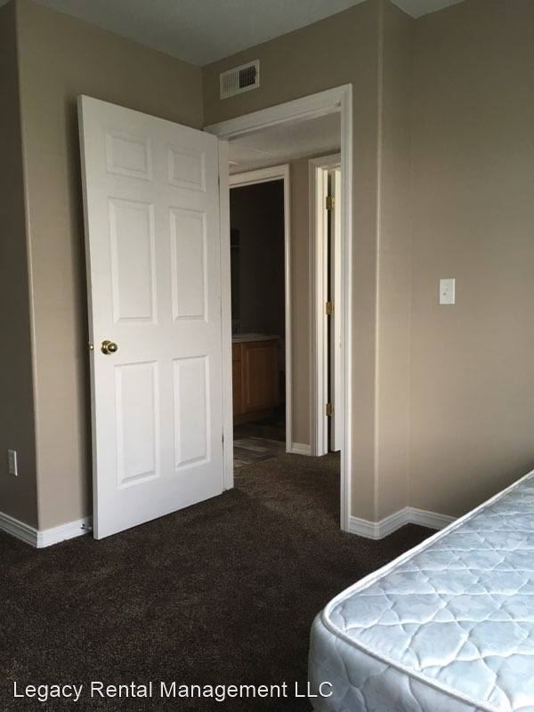 Building Photo - 318 Pioneer Rd