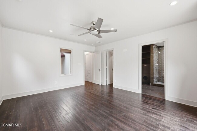 Building Photo - 732 N Alta Vista Blvd