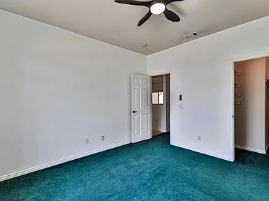 Building Photo - "Charming 4-Bed Oasis with Elegant Hardwoo...