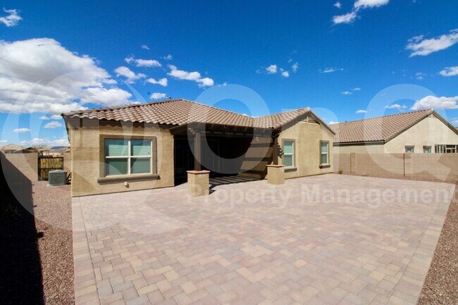 Building Photo - 1105 W Still Meadows Ln