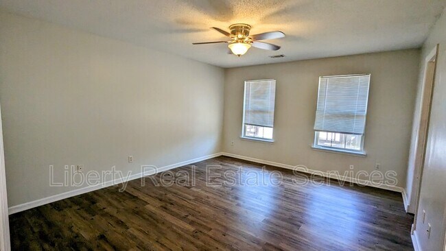 Building Photo - 1220 Langston Ln