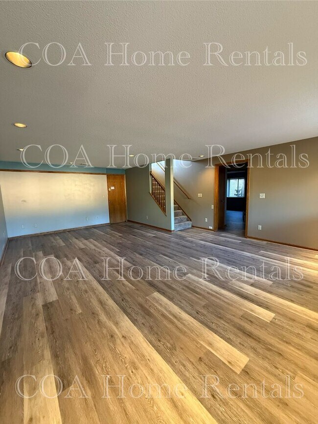 Building Photo - Amazing Home in Andover Kansas