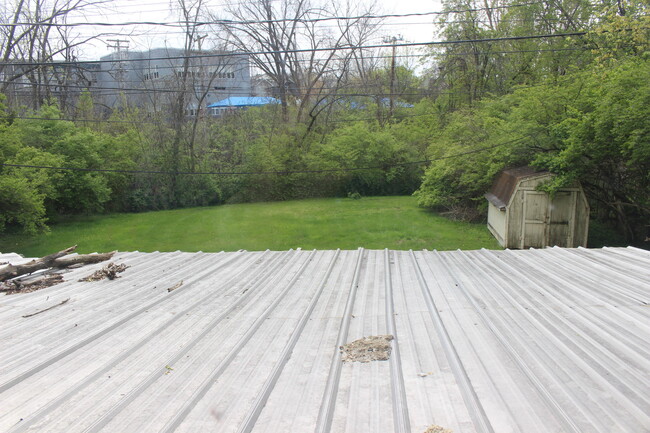 Building Photo - 1499 Thames Dr