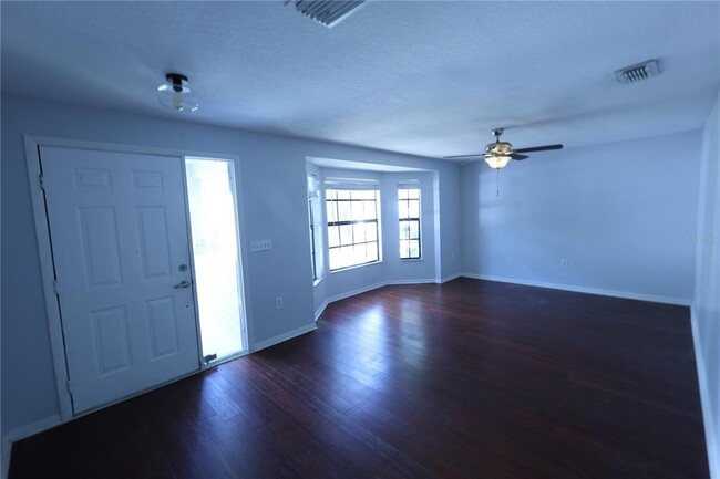 Building Photo - 7609 S Sherrill St