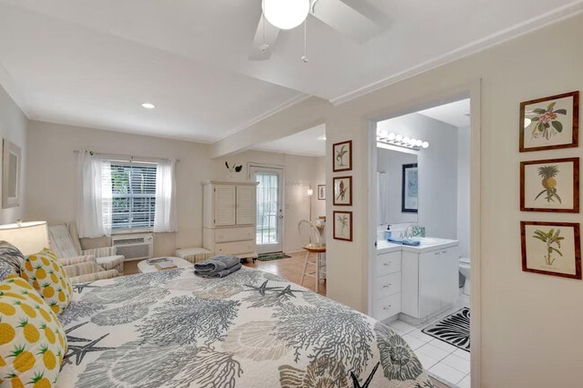 Building Photo - 2800 Broadway