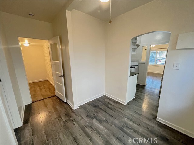 Building Photo - 1588 W 37th St