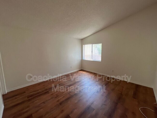 Building Photo - 40641 Schafer Pl