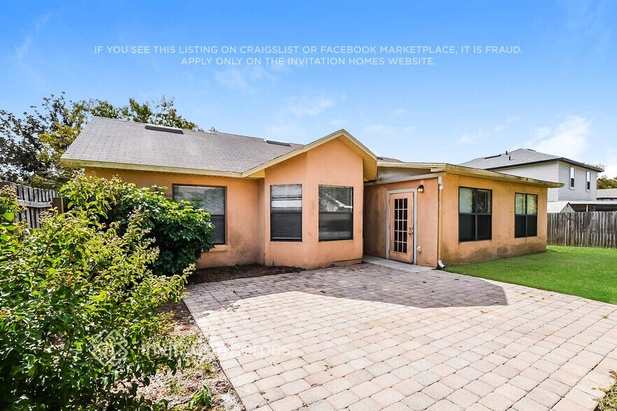 Building Photo - 1978 Fireside Ct