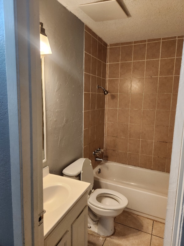 Building Photo - 1321 Rosewood Hills Dr