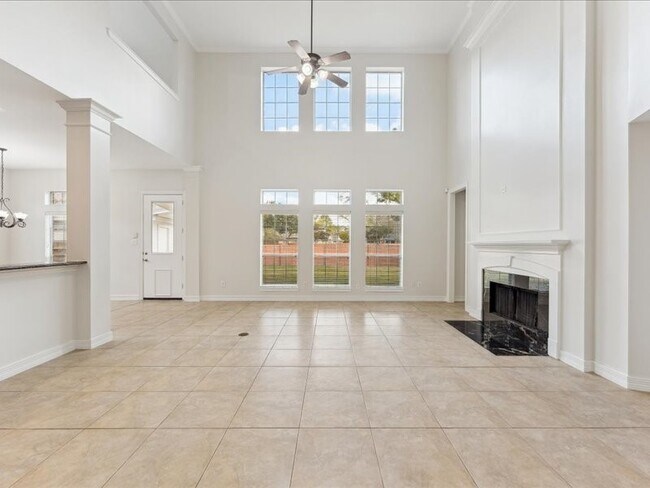 Building Photo - 11404 Island Manor St