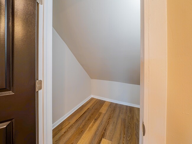 Building Photo - 161 Brown St