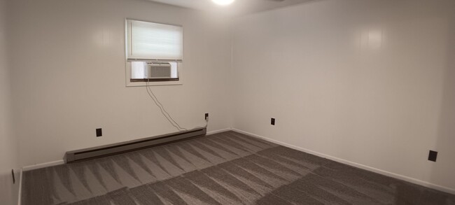 Building Photo - Christiansburg, 3 Bed / 1 Bath, Available ...
