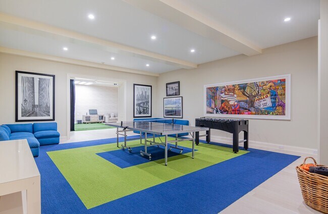 Building Photo - 59 First Neck Lane