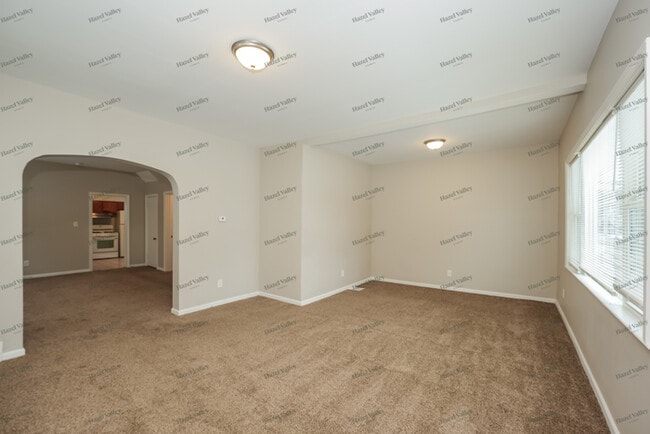 Building Photo - 3260 W 43rd St