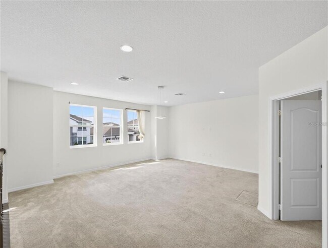 Building Photo - 2556 Leyland Cypress Ln