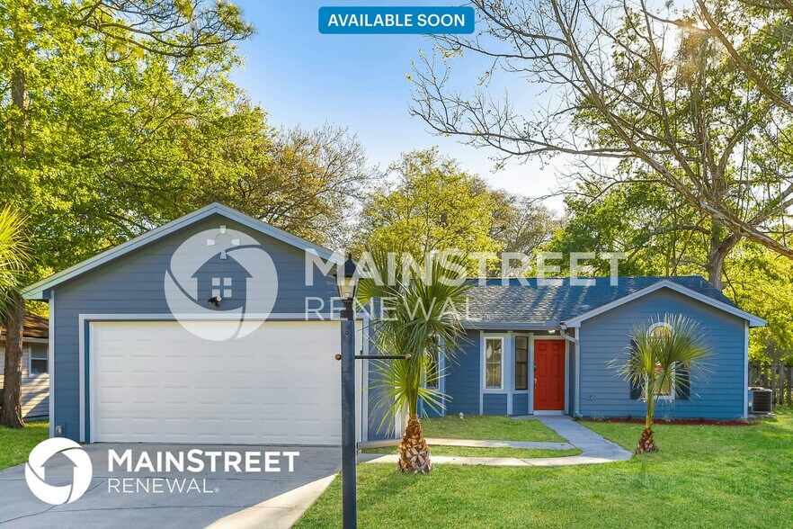 Primary Photo - 7005 Huntington Woods Cir E