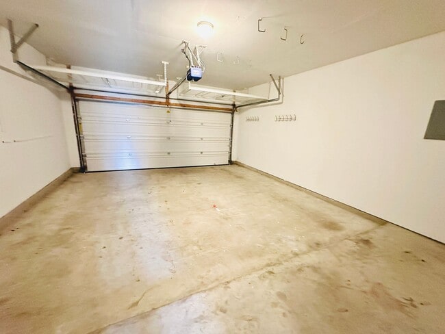 Building Photo - 4-Bedroom Home in Rancho Alto – 2,258 Sq Ft with Garage and Spacious Master Suite