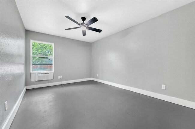 Building Photo - 3802 Dabney St