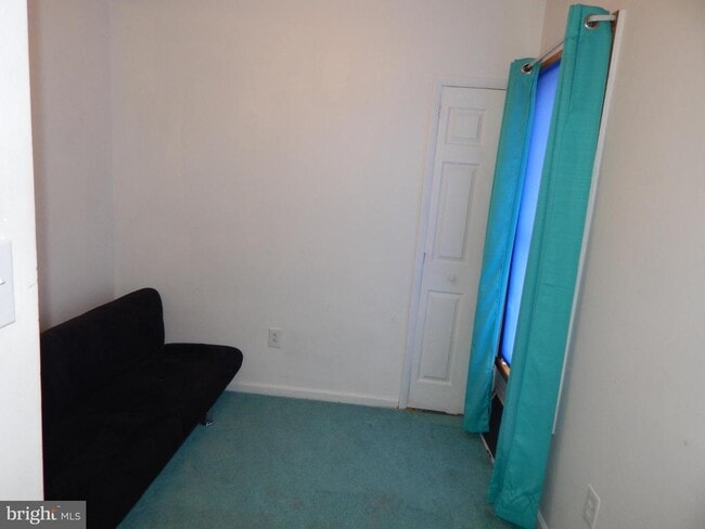 Building Photo - 2553 Warm Springs Rd