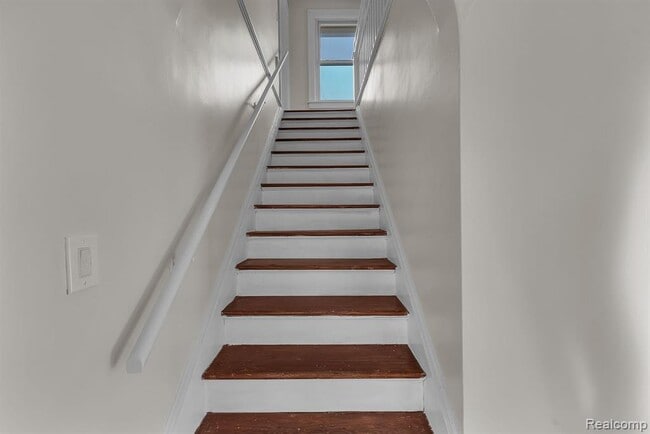 Building Photo - 3524 S Haggerty Rd