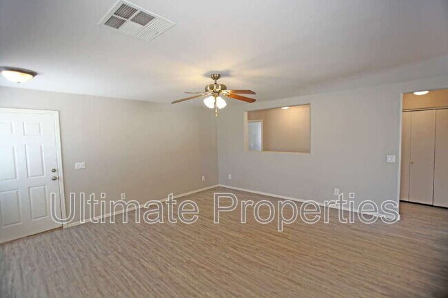 Building Photo - 1516 S 228th Ct