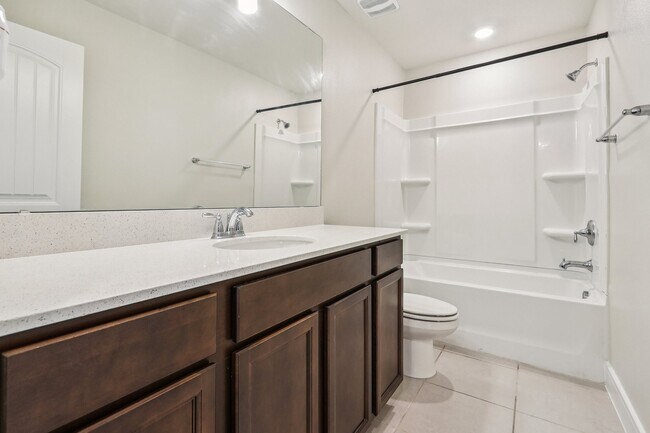 Building Photo - 4103 Meandering Bay Dr