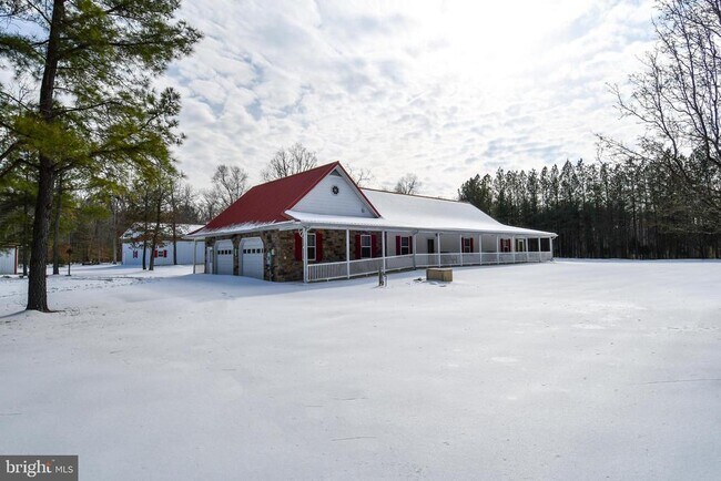 Building Photo - 10049 Meleen Dr