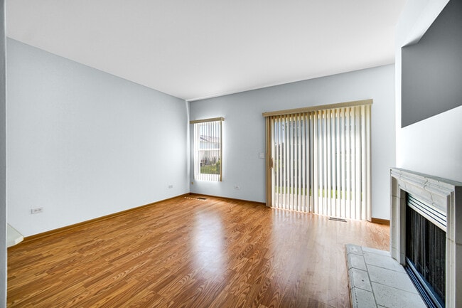 Building Photo - 14857 W Victoria Xing