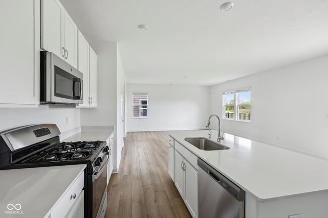 Building Photo - 17255 Gresham Ln