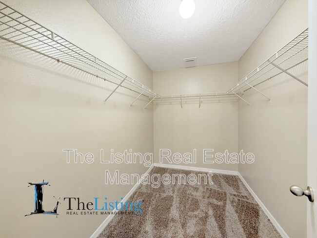 Building Photo - 8623 Andalucia Field Dr
