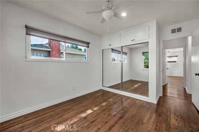 Building Photo - 6139 Tampa Ave