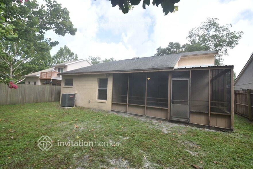 Building Photo - 1070 Gwyn Cir