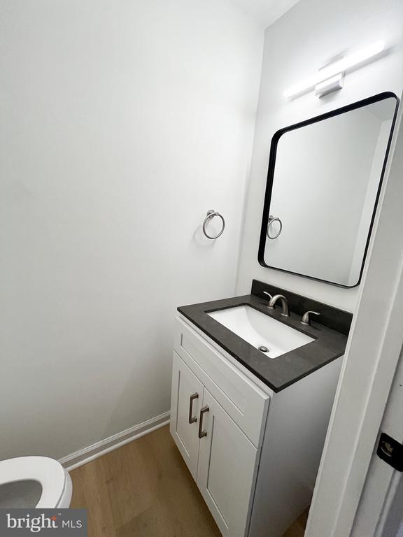 Building Photo - 719 Hunters Run