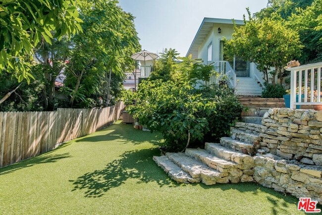 Building Photo - 1342 Miller Dr