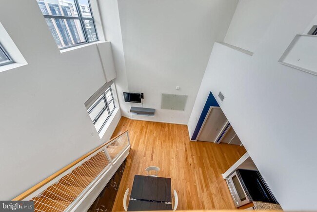 Building Photo - 1414 Belmont St NW