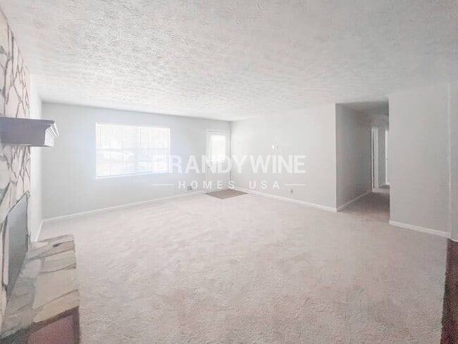 Building Photo - 3810 Rock Hollow Ct