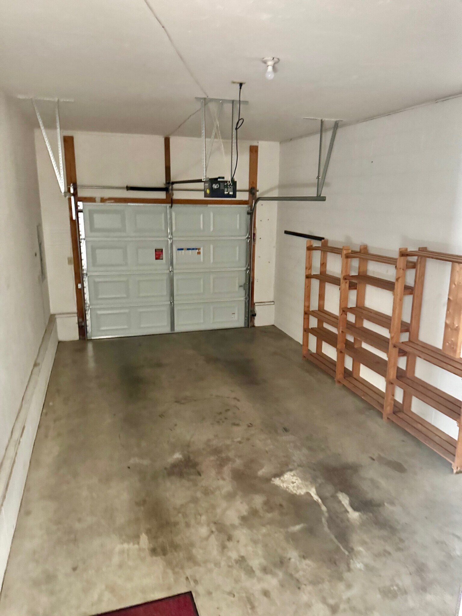 Building Photo - 626 Eichelberger St