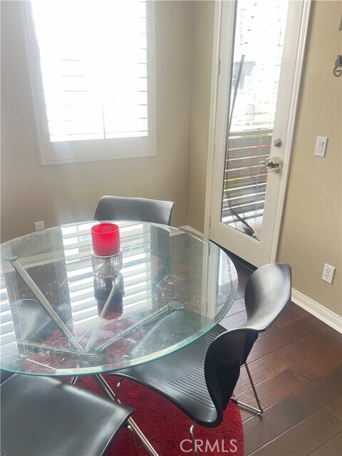 Building Photo - 16 Compass Ct