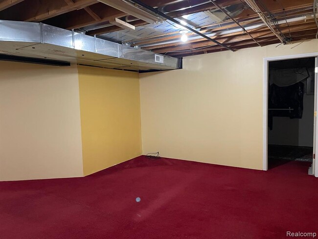 Building Photo - 38463 Saratoga Cir