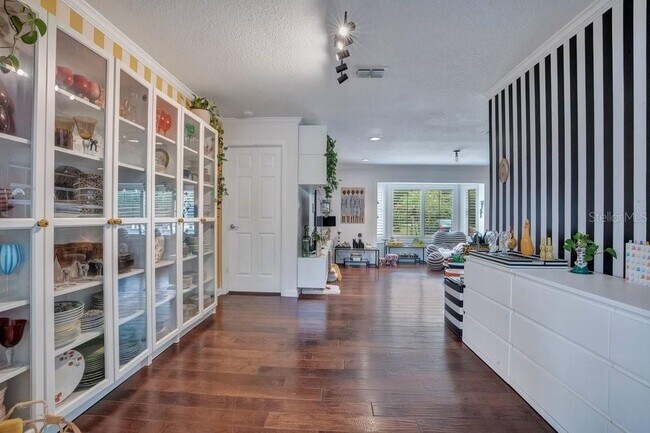 Building Photo - 8142 Chianti Dr