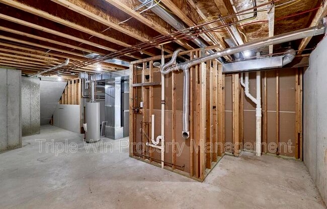 Building Photo - 4927 Triple Tree Ct