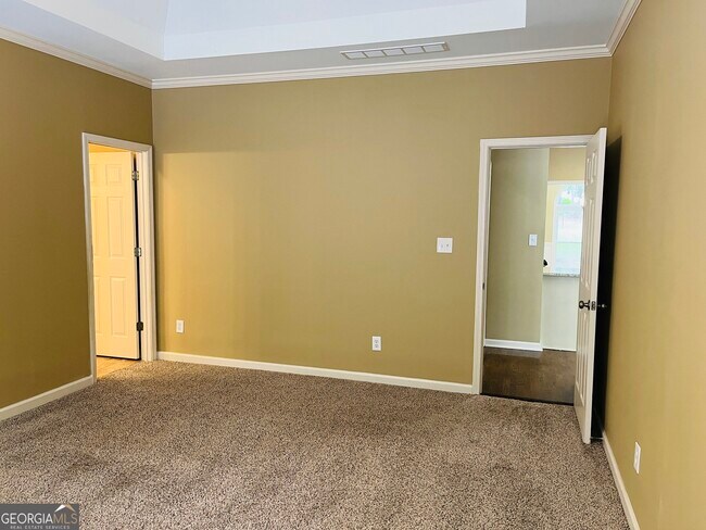 Building Photo - 70 Indian Bluff Dr