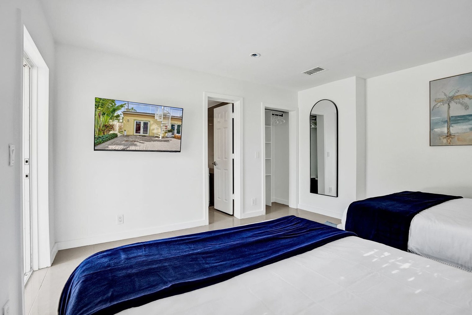 Building Photo - 905 N Federal Hwy