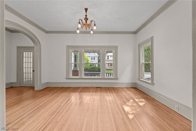Building Photo - 1372 Bonnieview Ave