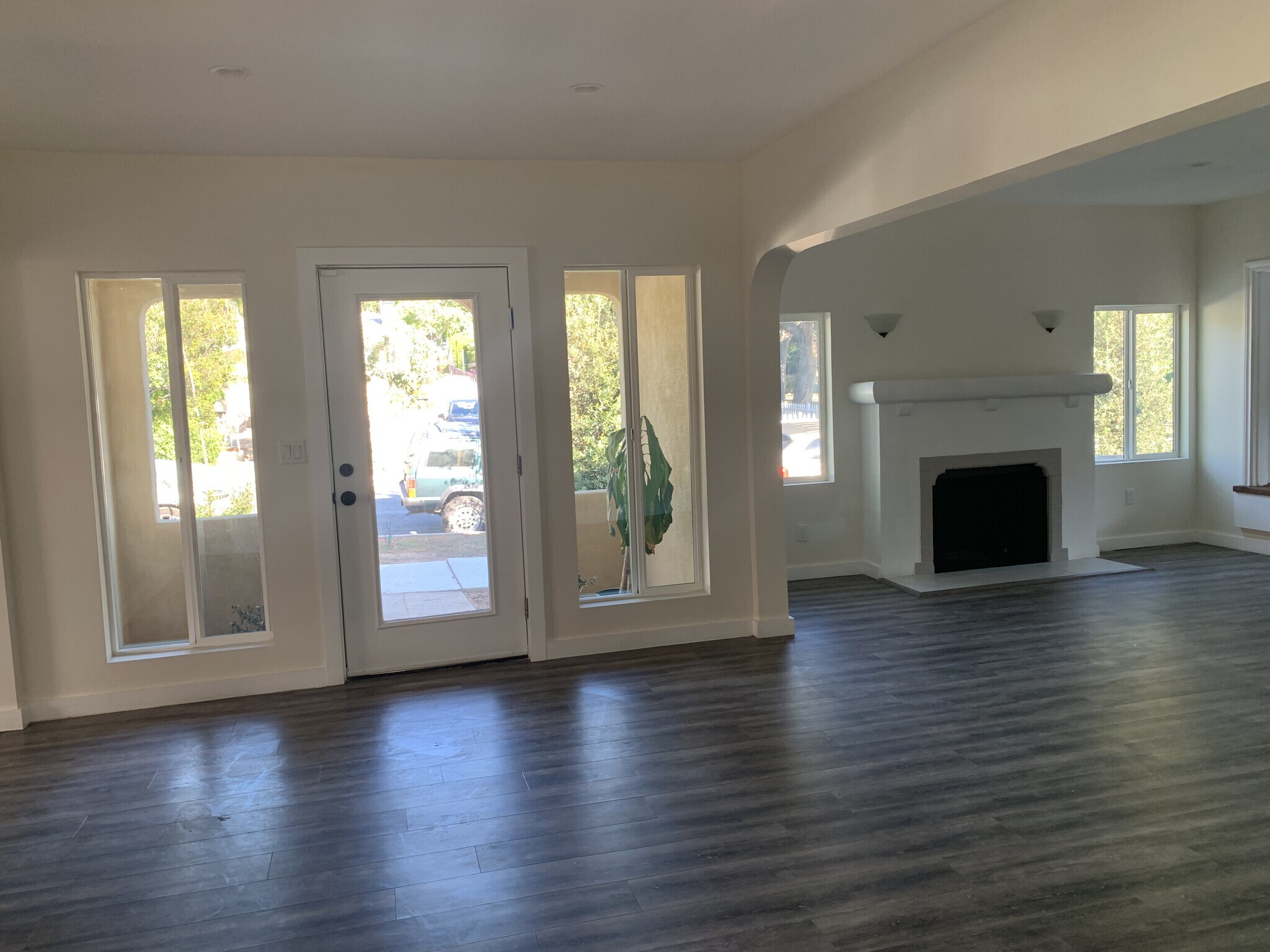 Building Photo - 75 W Tremont St