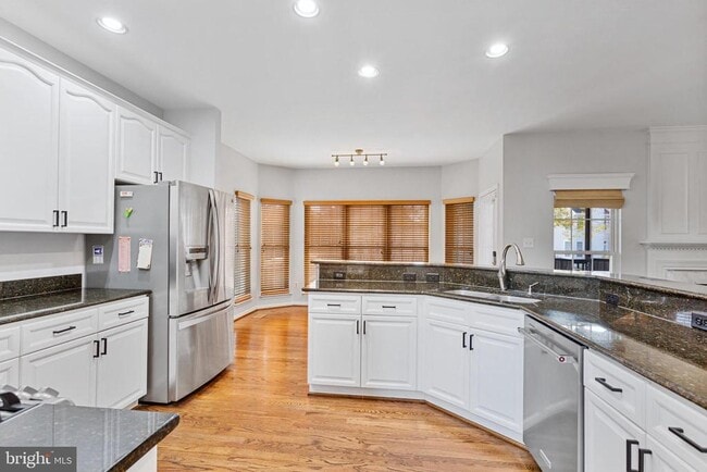Building Photo - 44141 Merrywood Ct