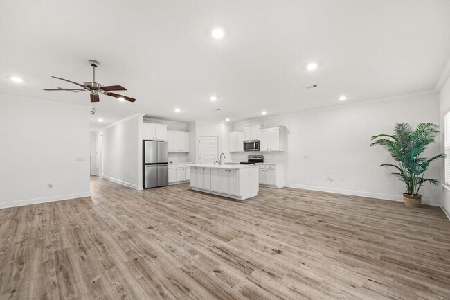 Building Photo - 185 Sea Eagle Ln