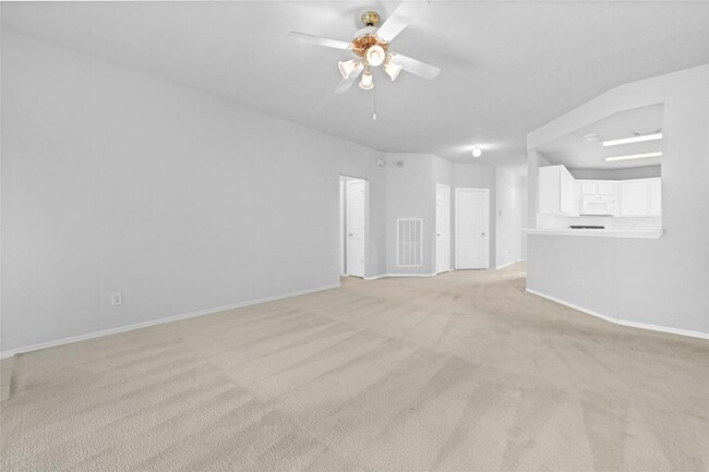 Building Photo - 22703 Holly Lake Dr